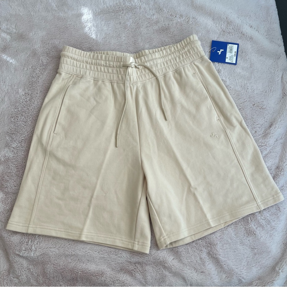 JoyLab Women's lounge Shorts Ivory Size medium